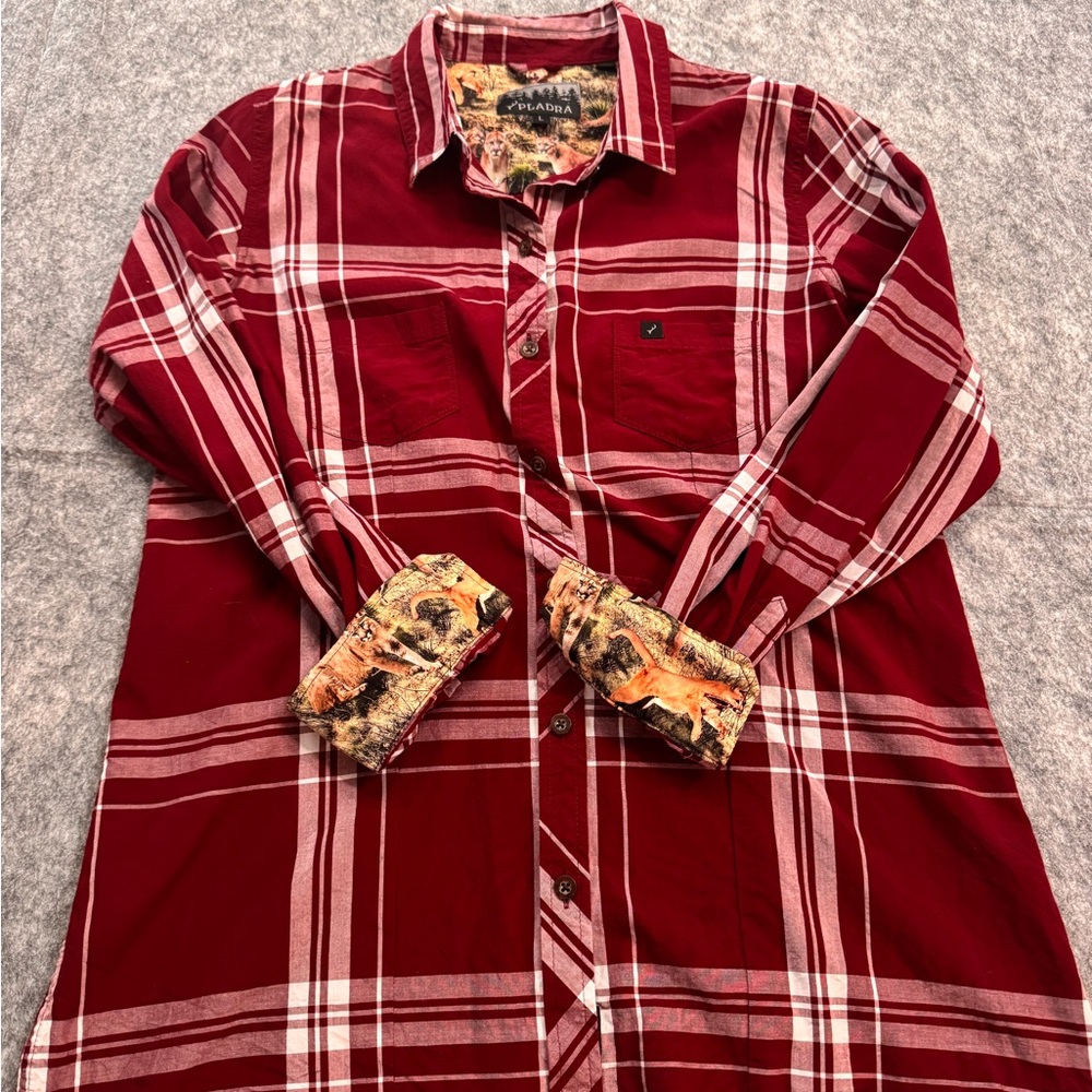 Pladra Womens Breeze Shirt - Merlot Red large 6-0002
